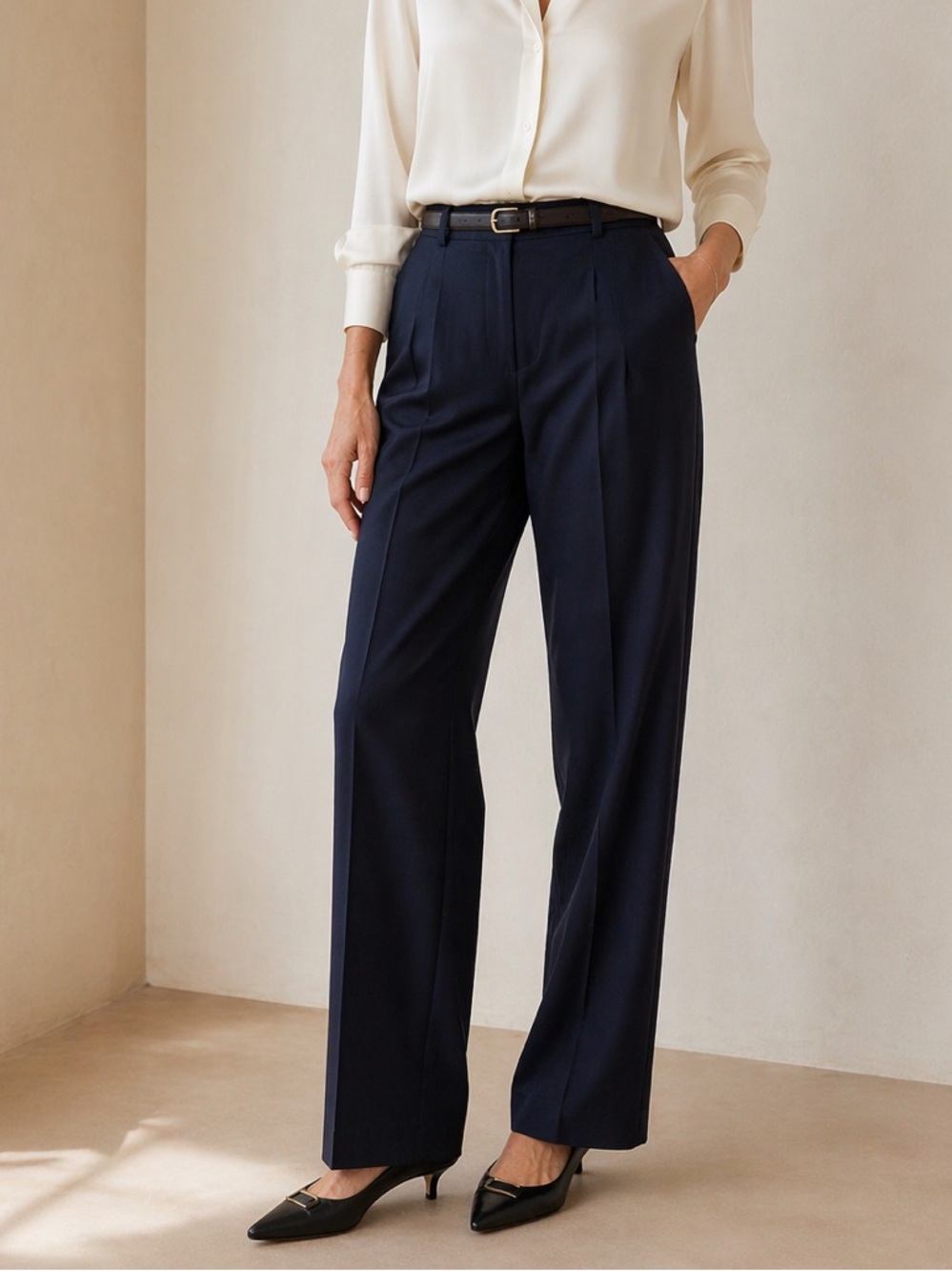 Escada Wool Trousers Navy High Rise Straight Leg Tailored 44 US 14